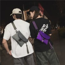 男性用クロスボディバッグ、女性用トレンド ブランド の超人気チェストバッグ、ストリートトレンドの万能ショルダーバッグ、日本のカジュアルな小型バッグ