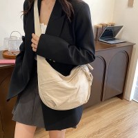 授業に出席する女子学生のためのファッショナブルな布バッグ、ナイロン布クロスボディバッグ、大容量ショルダーバッグ、日本旅行団子バッグ