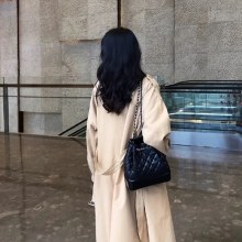 2024 新スタイル小さな香り菱形バックパックラムスキンバケットバッグシングルショルダーハンドバッグ