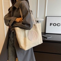 大容量バッグ レディースバッグ 2024春夏新作 おしゃれ ショルダー キャンバスバッグ 万能 大学生クラス トートバッグ
