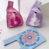 女性の外出時の携帯用ハンドバッグ、ニットウールのバケットバッグ、かわいいバッグ、カジュアルトート