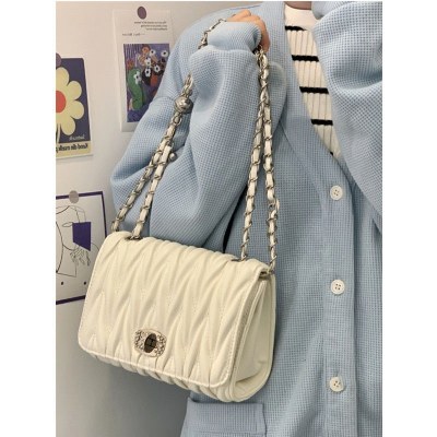 女性用バッグ 2024 プリーツスモールスクエアバッグ春と夏のファッションレディースバッグニッチデザイン多目的シングルショルダーチェーン斜めクロスバッグトレンド