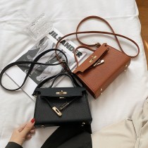 女性用バッグ春と秋の新しいスタイルの ロック バックルファッションレディースバッグトレンディな人気のエンボス加工レディースショルダーバッグトレンディなクロスボディバッグ