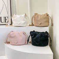 女性のためのハイエンドバケットバッグ 2024 新しいファッションショルダーバッグクロスボディバッグ