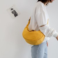 レディースクロスボディバッグ日本のカジュアル団子バッグ卸売カジュアルナイロン布レディースバッグ無地シンプルなショルダーバッグ