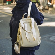 女性のための多機能バックパック 2024 新しいファッションリラックスした大容量バックパックシンプルなカジュアルポータ​​ブルショルダーバッグ