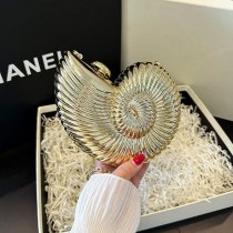 2024 新しいアクリルコンクバッグショルダークロスボディヨーロッパとアメリカのトレンディなファッションディナーバッグ女性のための