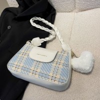 小さなバッグ 2024 新しいスタイルの女性用バッグ、多用途でスタイリッシュなクロスボディバッグ、ニッチウールショルダーバッグ、小さなスクエアバッグ