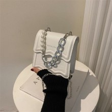 ミニバッグ女性のための夏 2024 新しいトレンディなファッションチェーン小さな正方形バッグ多用途インポータブルクロスボディバッグ小さなバッグ