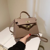 ロック バックルポータブル小さな正方形のバッグ女性のための 2022 新しい多用途クラシックショルダークロスボディバッグ PU ファッションケリーバッグ