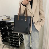 レトロ大容量通勤バッグ 2024 新しいレディースバッグ大学生西洋スタイル多用途ショルダーバッグ手持ちトートバッグ