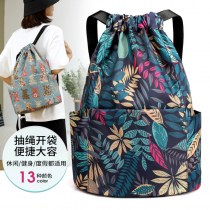 巾着ポケットバックパック、大容量、シンプルな通勤、多用途、中年女性の バッグ 、短期旅行の女性用ナイロンリュックサック
