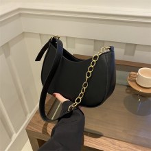 レトロレディース通勤ソリッドカラー脇の下バッグ女性 2024 春の新多用途イン気質ショルダーバッグ韓国語版