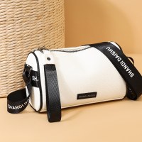 小さなスクエアバッグ新しいハイエンドの質感ショルダーバッグレディースニッチデザインシンプルなクロスボディバッグ