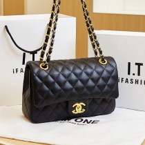 クラシックなひし形スタイルの多目的 本革 クロスボディバッグ、小さなフレグランスバッグ、ハイエンドの質感のレディースバッグ