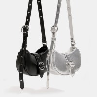オートバイサドルバッグ女性の 2024 新しい夏バッグレトロ高品質テクスチャショルダーメッセンジャーバッグ