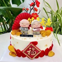 ハッピーバースデーの装飾カードインサートと、誕生日の星、梅の花、長寿のキャラクターの対句が入ったファンが50枚入っています。