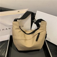 日本文学ナイロン団子バッグ大容量新しいファッション通勤クロスボディバッグトレンディな無地ショルダーバッグ