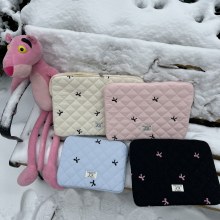 韓国 ins タブレット収納かわいい菱形刺繍リボン 11/13/15 インチノートブック収納袋