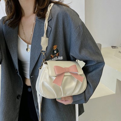 弓ソリッドカラーの小さなバッグ女性のための 2024 新しいレトロファッションプリーツカジュアルファッションツイストショルダーストラップクロスボディバッグ