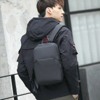 ミニ小型バックパックメンズ小型日本のトレンディブランド軽量スクールバッグシンプルなレジャー旅行ユニバーサル小型バックパック