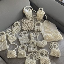 インスーパーホットバッグ女性の 2024 夏の新しいトレンディなファッションパールチェーンクロスボディバッグミニ口紅バッグ
