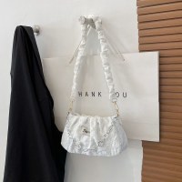 プリーツ脇の下バッグ、トレンディなウエスタンスタイル、多用途チェーン2024新しい夏の小さなショルダーバッグ