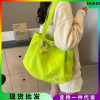 カジュアル大容量バッグ女性の夏のファッションショルダーバッグシンプルで多用途のキャンバストート大学生クラスバッグ
