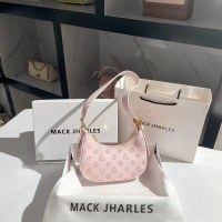 ピンクの脇の下バッグ女性の夏の新しいトレンディな通勤バゲットショルダーバッグ三日月