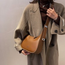 春夏の新しいハイエンドバッグ、ファッショナブルなレディースバッグ、ニッチなデザインのクロスボディバッグ、女性の多用途なPUショルダーバッグ