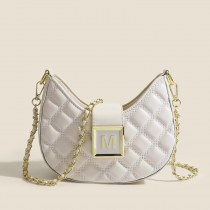 女性のためのハイエンドバッグ 2023 新しいファッションダイヤモンドショルダー脇の下バッグ多用途ニッチテクスチャ チェーン クロスボディバッグ