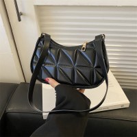 女性のソリッドカラーのシンプルな質感のショルダーバッグ女性の冬の新しい多用途脇の下バッグ女性のバッグ韓国スタイルの女性のバッグ