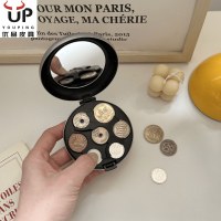 日本と韓国のクリエイティブなプラスチック財布、女性用コインボックス、男性用車用コインクリップ、化粧鏡付き小銭入れ
