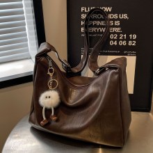 冬 大容量 レディースバッグ 2024新作 都会的 シンプル 人気 レディースバッグ 斜めがけバッグ おしゃれ ショルダーバッグ