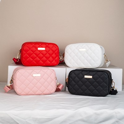 カメラ バッグ 2024 新しいファッションニッチデザイン菱形バッグ小さな正方形バッグ女性のクロスボディバッグ