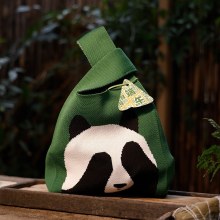 パンダシリーズのニットポータブルギフトバッグ、ナショナルスタイルとトレンディな織りバッグ、リストバッグ、クリエイティブハンドバッグ