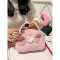 秋冬の新しいキティの毛皮のようなハンドバッグ、ニッチなファッション、多用途のワンショルダークロスボディ毛皮のようなバッグ