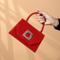 新しいハイエンドのヨーロッパとアメリカンスタイルのレトロなチェーンクロスボディの小さな四角いバッグ、絶妙で多用途でエレガントなハンドバッグ