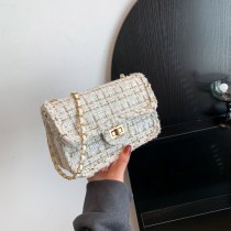 小さなスクエアバッグ新しい秋のバッグレディース チェーン パーソナライズされたクロスボディバッグカジュアルシンプルなショルダーバッグ