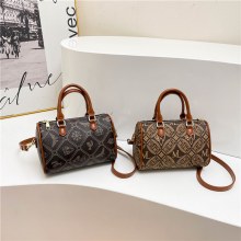 ファッションバッグハンドバッグレトロショルダークロスボディバッグ 2024 新しい女性のバッグ多用途枕バッグ