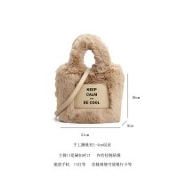 ぬいぐるみバッグ秋と冬のぬいぐるみポータブルファーバッグバケットバッグトレンディな韓国スタイルの多目的クロスボディバッグ