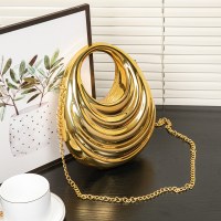 新しいアクリルロック春と夏のヨーロッパの美容バッグショルダークロスボディハンドバッグイブニングバッグ卸売バッグ
