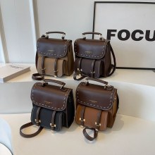 レトロスタイルのバックパック 2024 カジュアルニッチデザインテクスチャードシングルショルダークロスボディバッグ対照的なカラーバッグレディースバッグ