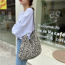 ファッショナブルな小さなヒョウ柄クロスボディバッグ大容量ショルダーショッピングバッグ女性のためのファッショナブルなキャンバスバッグ