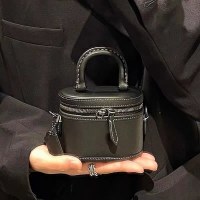 女性の 2023 新しいニッチ高品質メイクボックスバッグミニ口紅バッグショルダークロスボディバッグ