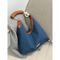 デニム脇の下バッグ女性のための 2024 新しいニッチ デザイン レトロ通勤ファッションシングルショルダークロスボディバッグ女性のための