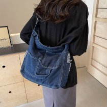 2024 新しいウォッシュデニムワンショルダークロスボディ大容量破れたバッグ学生女性授業バッグトート