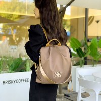 バックパック女性の有名なバックパック旅行バッグ通勤女性バッグ韓国スタイルのバックパック春の新しいスタイル女性のための