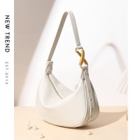 秋スタイルの女性の万能ニッチデザインバゲットバッグ本革レディースバッグ仕事用ハイエンド脇用バッグショルダーバッグ