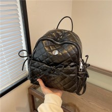 バックパック女性の 2024 新しいトレンディな韓国のバックパック学生大容量ポータブルスクールバッグ